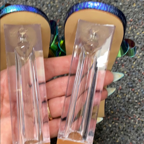 CAPE Robbin New “MERCY “ Sandals size 8.5M. - Picture 5 of 12